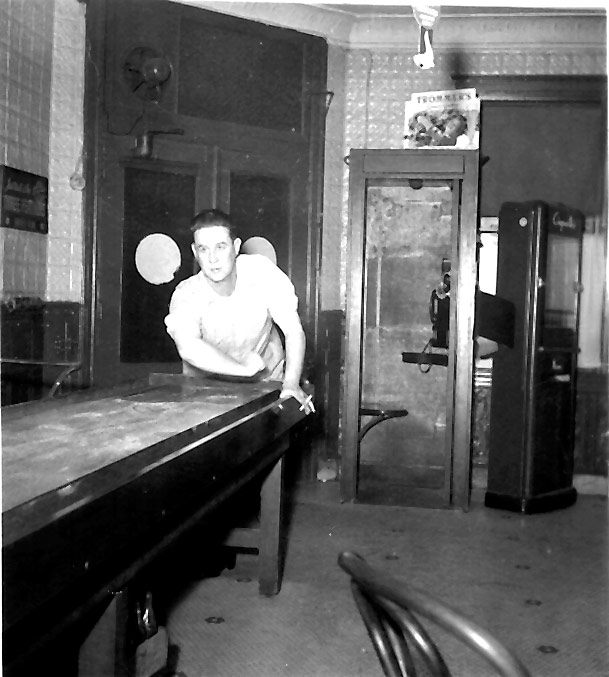 New York City Tavern Shuffleboard Table