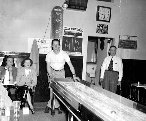 Cascarelli's Shuffleboard Picture